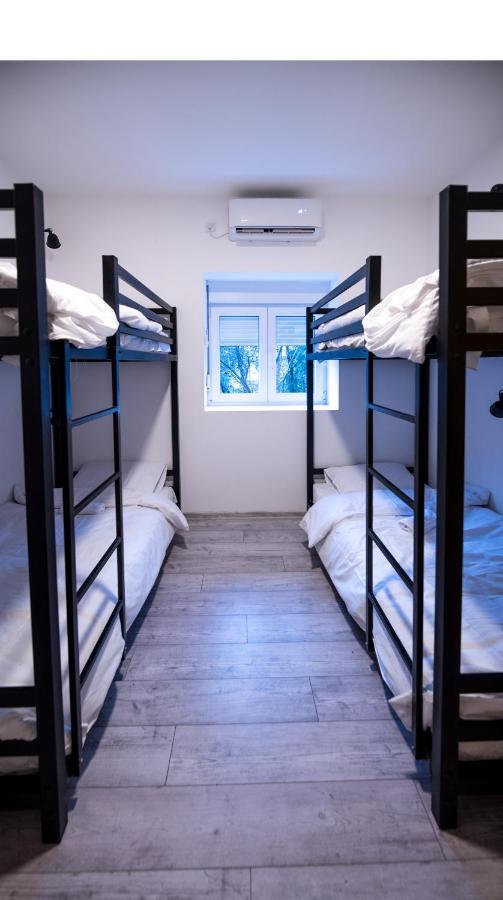 Hostel Evropa Niksic Exterior photo